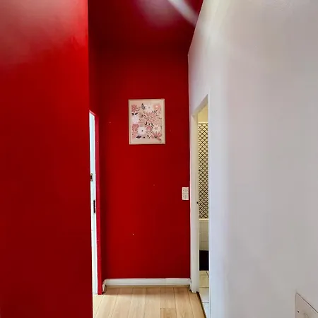 Apartament Tour Eiffel Croix Nivert Paryż